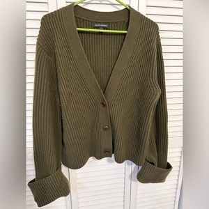 Banana Republic olive wool cuffed cardigan - size L